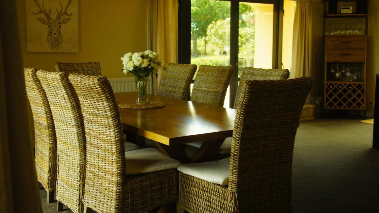 Darfield Tuscany Downs Estate מראה חיצוני תמונה